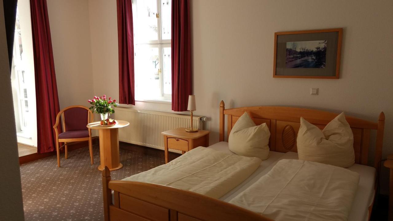 Hotel Lindenhof / Gastehaus An Der Teufelsmauer Thale Exteriér fotografie